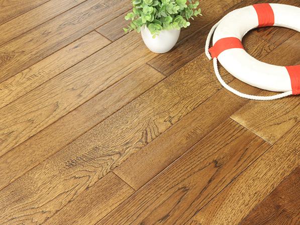 山核桃亂尺棕黃色仿古實木地板 山核桃棕黃仿古實木地板