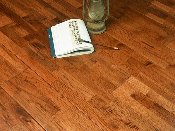 山核桃拼板深色仿古實木地板